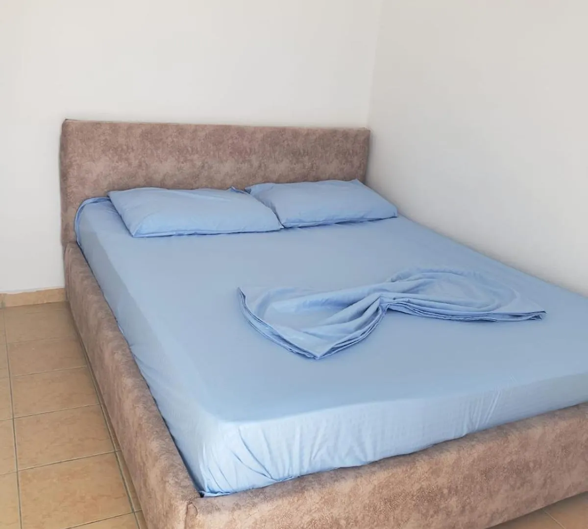 Hotel Rozafa Velipoje Baks-Rrjoll 公寓式酒店